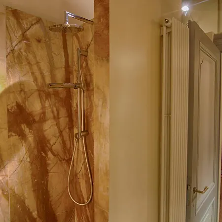 Rinidia - Centro Apartman Siena